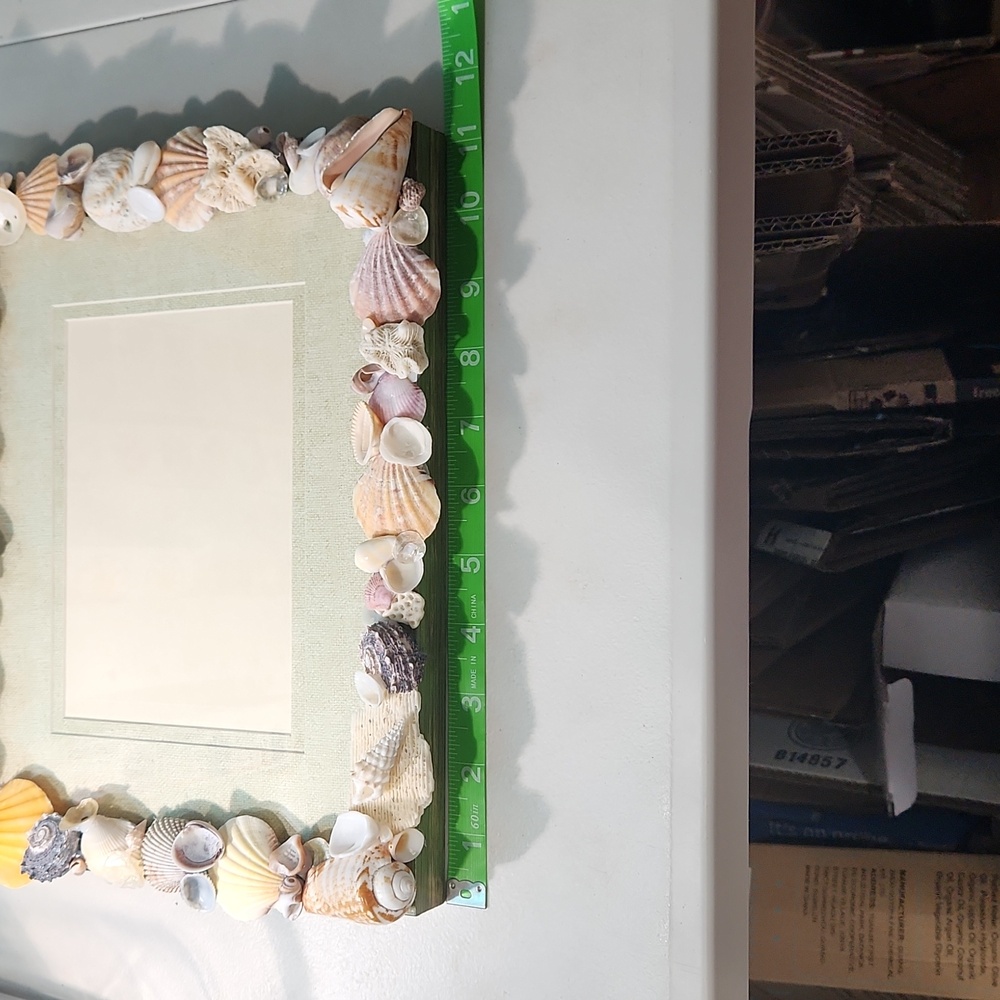 Hand Crafted Sea Shells Picture Frame - Picture 3 of 7